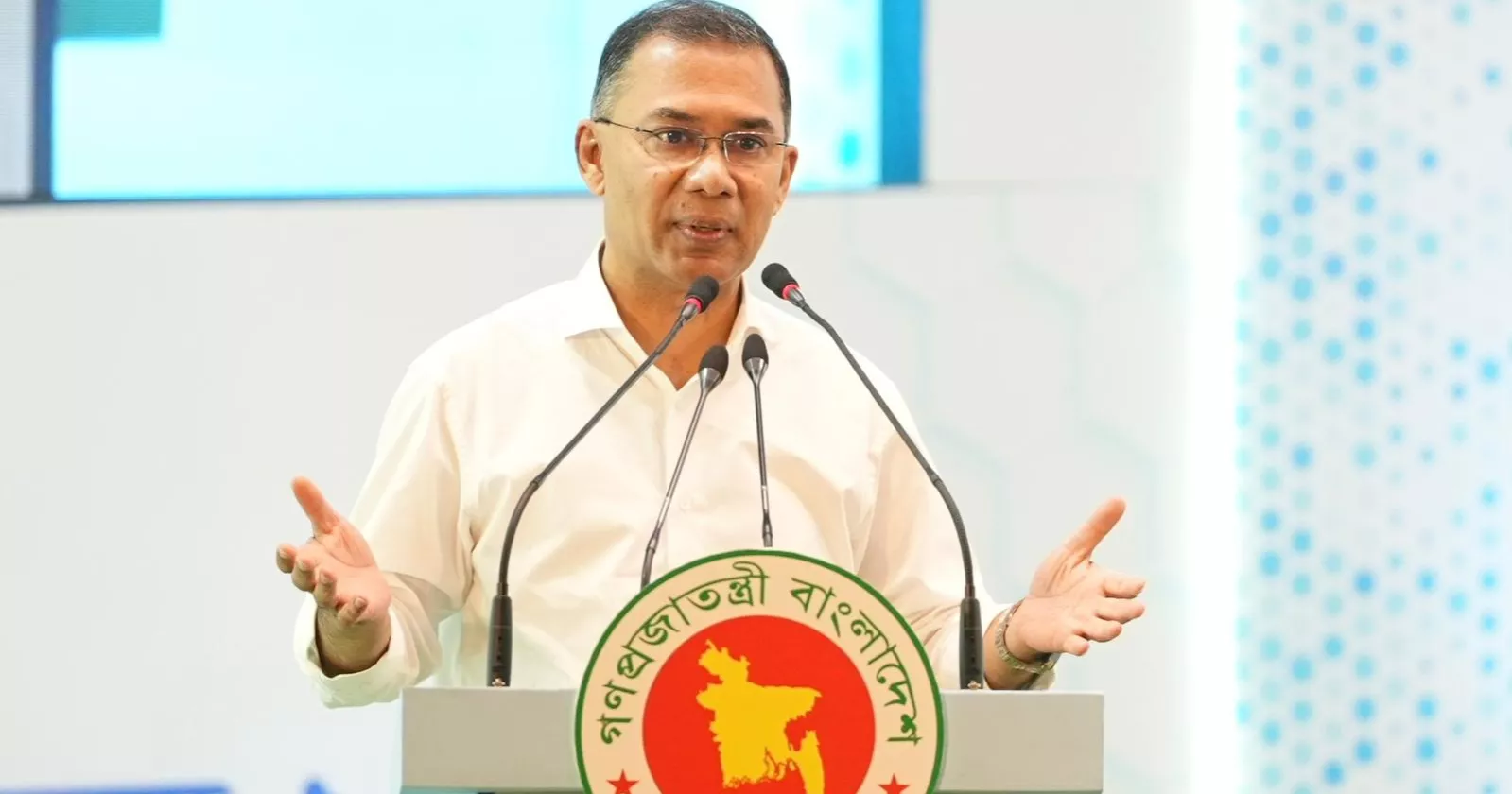 সাশ্রয়ী ও মানবিক স্বাস্থ্যসেবা ব্যবস্থা গড়ে তুলতে চিকিৎসকদের সহযোগিতা চাইলেন প্রধানমন্ত্রী