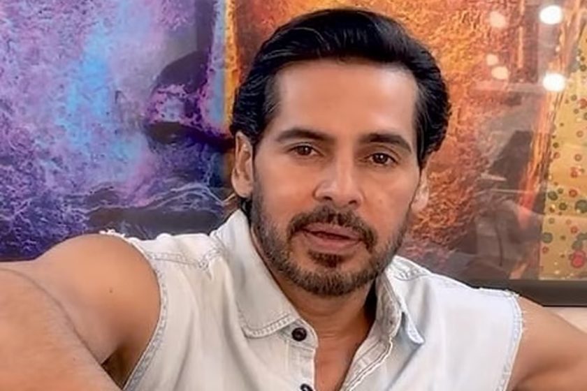 বলিউড অভিনেতা দিনো মোরিয়া গ্রেপ্তার